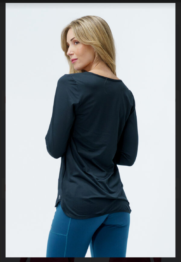 fullsizeoutput_a9a6 Polera Deportiva Dryfit Manga Larga Emotion Bro fitwear