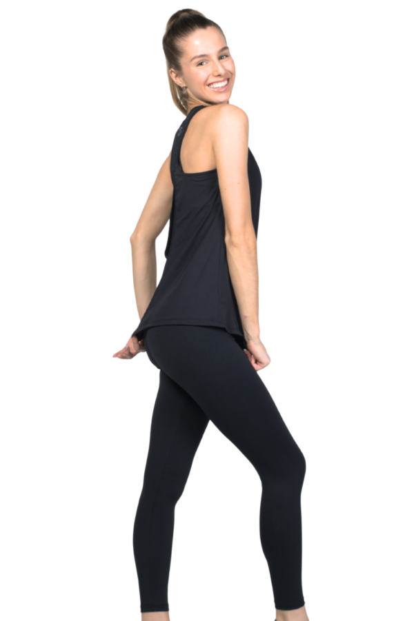 TT4759(Black) LE4069(Black) (2) Polera Deportiva Negra Dryfit Abertura Espalda Bia Brazil