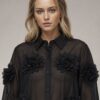 Blusa negra de seda con flores en relieve-1 Blusa negra de seda con flores en relieve_J28500negro_biabrazil_Chile_1